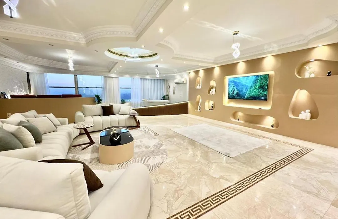 Luxury Maadi 3Br Nile View Stays Jacuzzi In Some Units-1