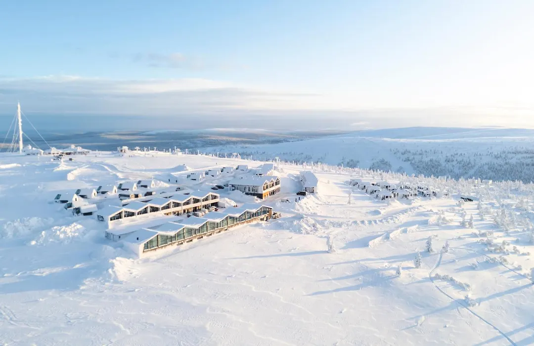 Star Arctic Hotel & Activities-1