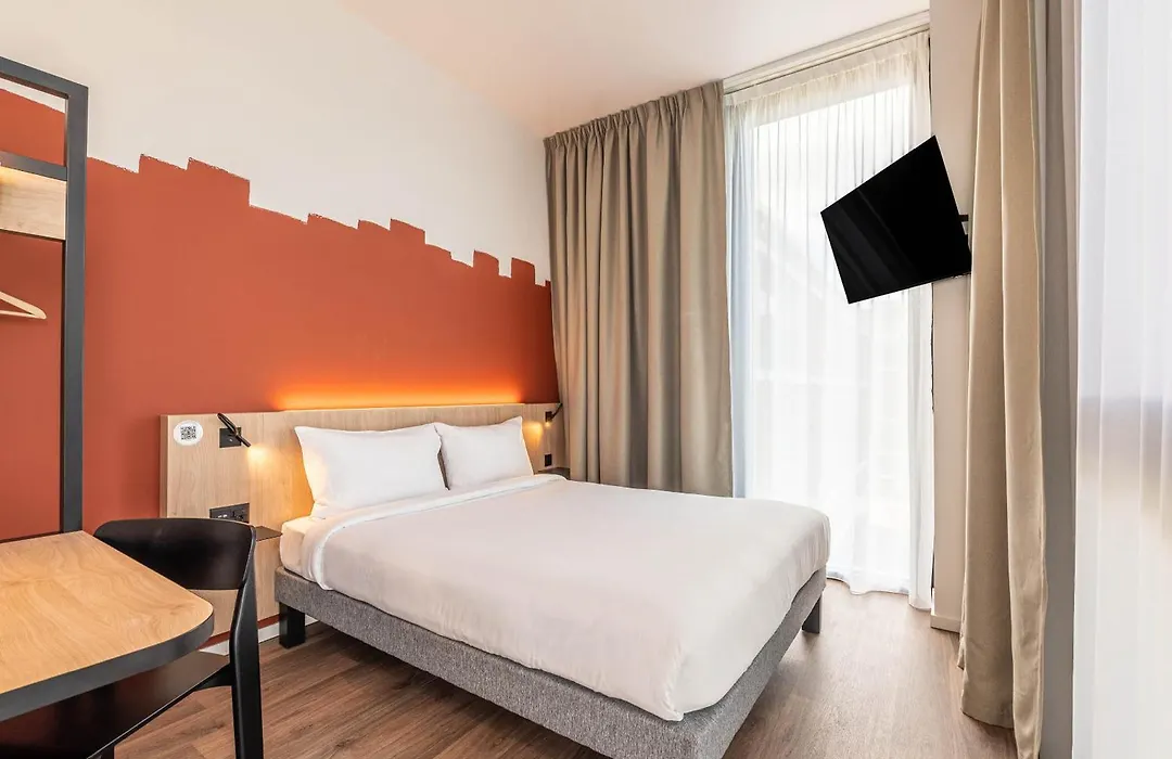 B&B Hotel Geneva Airport-1