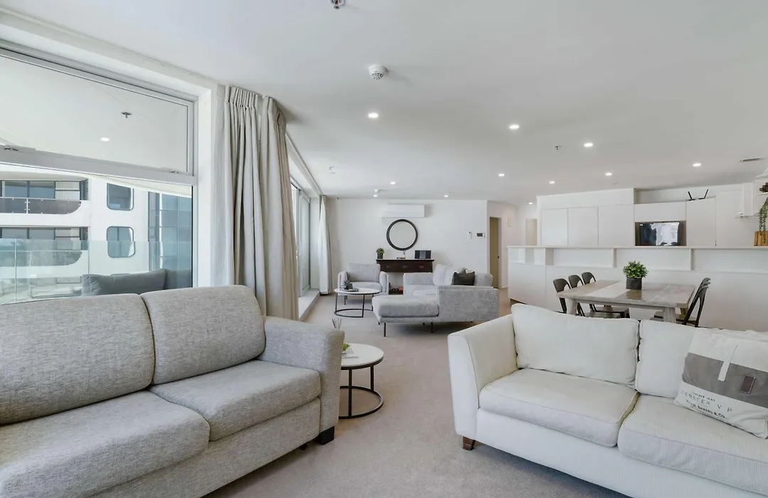 Oceanside Belle-1