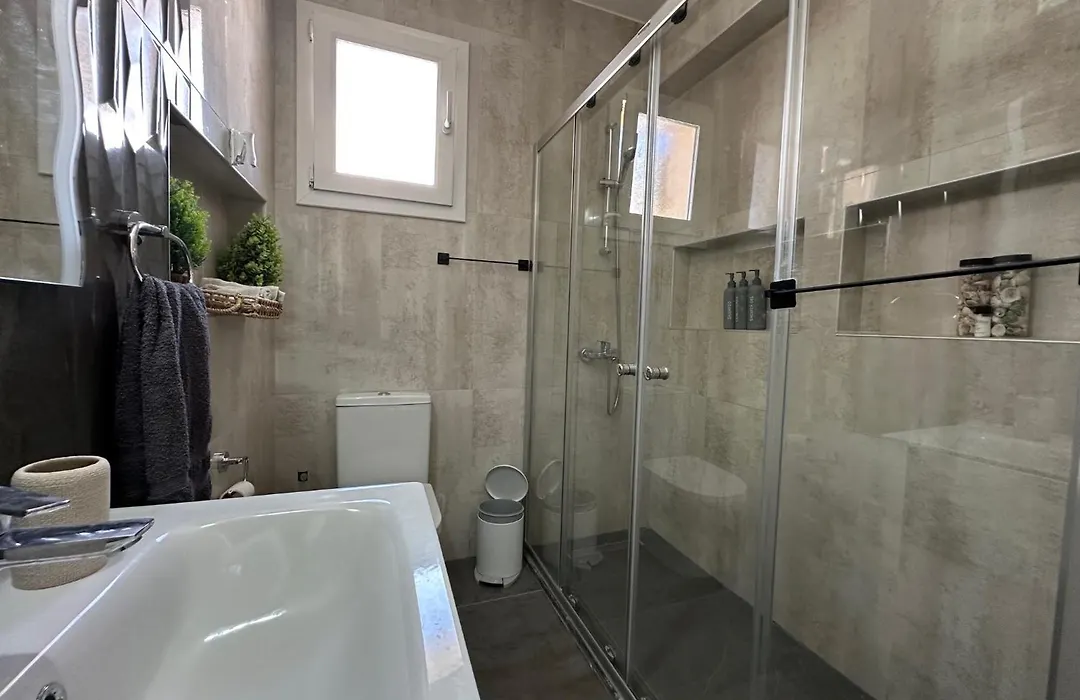 Royal Sun Elite Luxury Villa & Apartments By Myguest Cyprus-1