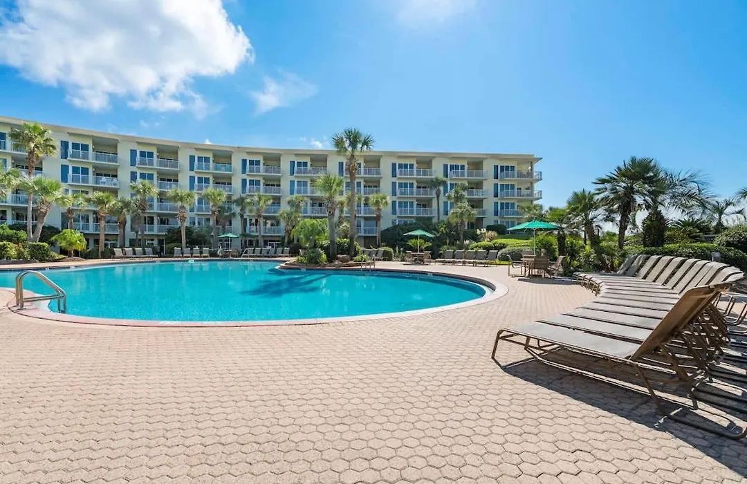 The Crescent 402-1