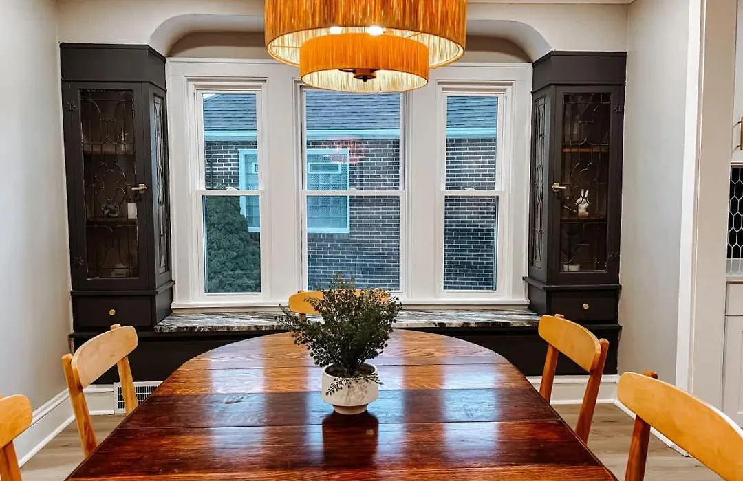 Large 4 Bedroom Recently Renovated With Hot Tub-1