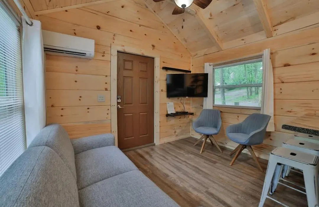 Lena Cabin Wooded Tiny Cabin - Hot Tub-1