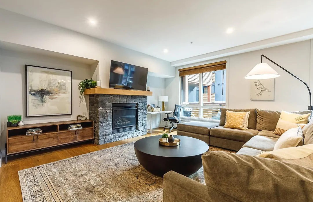 Inspired Elegance At Tamarack Lodge-1