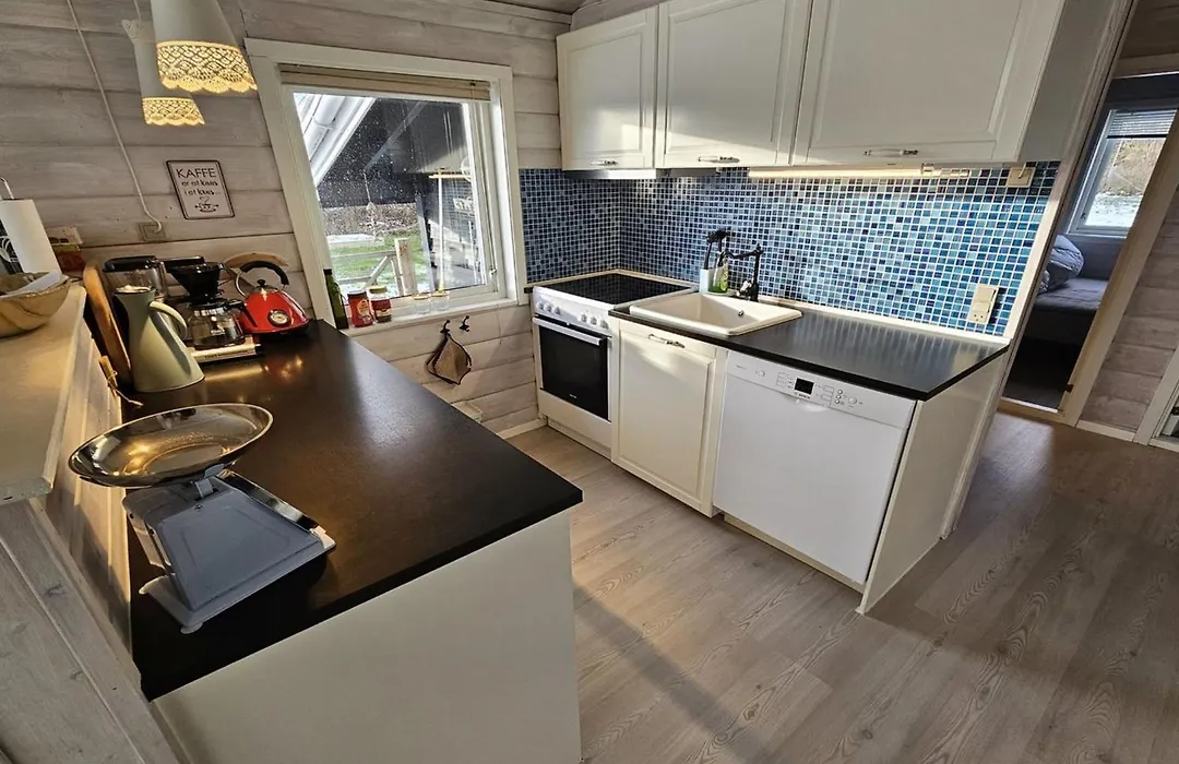 Holiday Home Lidewij - 800M From The Sea By Interhome-1