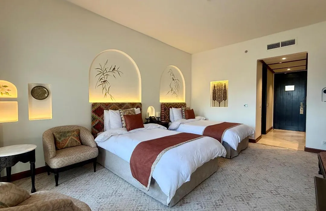 Sost Serena Hotel-1