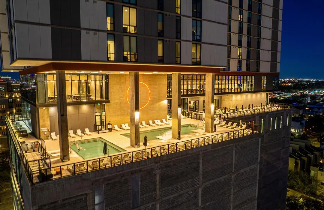 Sentral Forme Houston-1