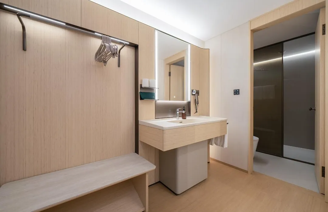 Ji Hotel - Yiwu International Business City Digital Trade Center-1