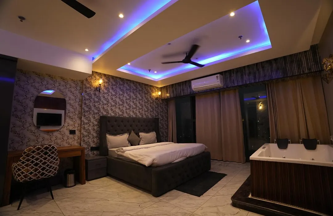 Hotel Namaste With Jacuzzi I Best For Couples And Corporate I Noida-1