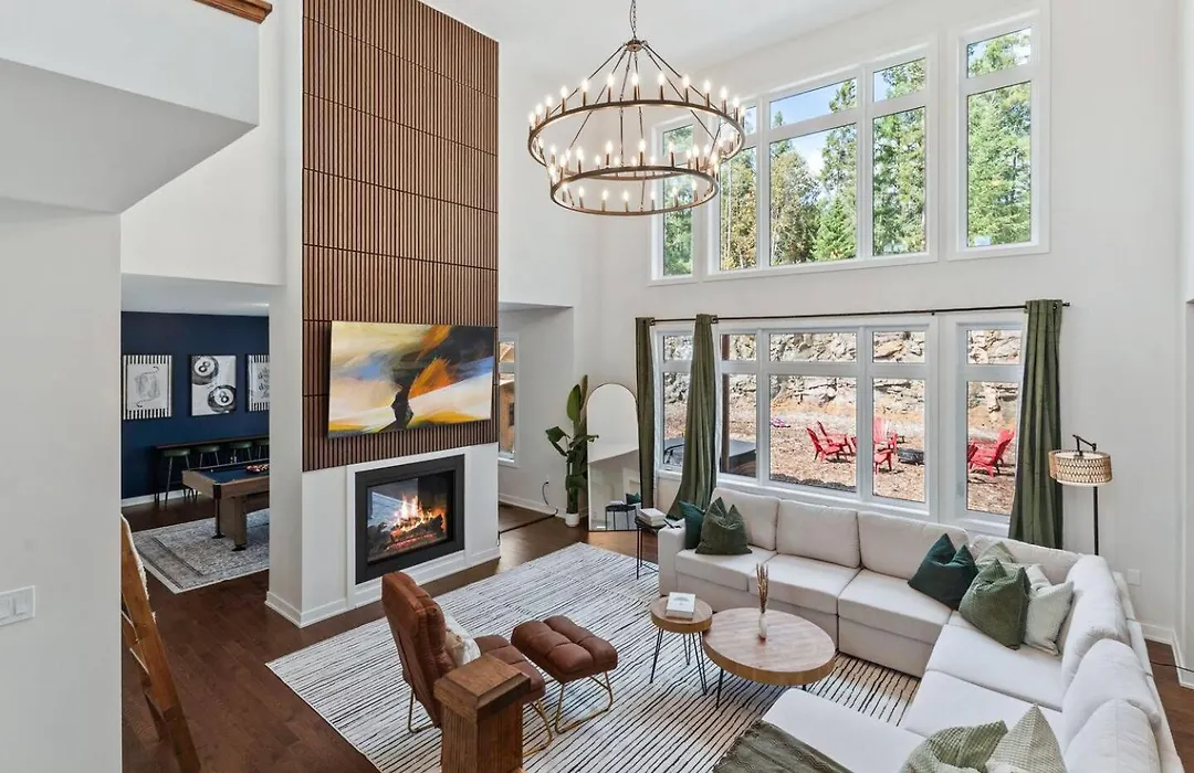 Chic Forest Getaway|Hottub|Sauna|Pooltable|Games - Holiday Home-1