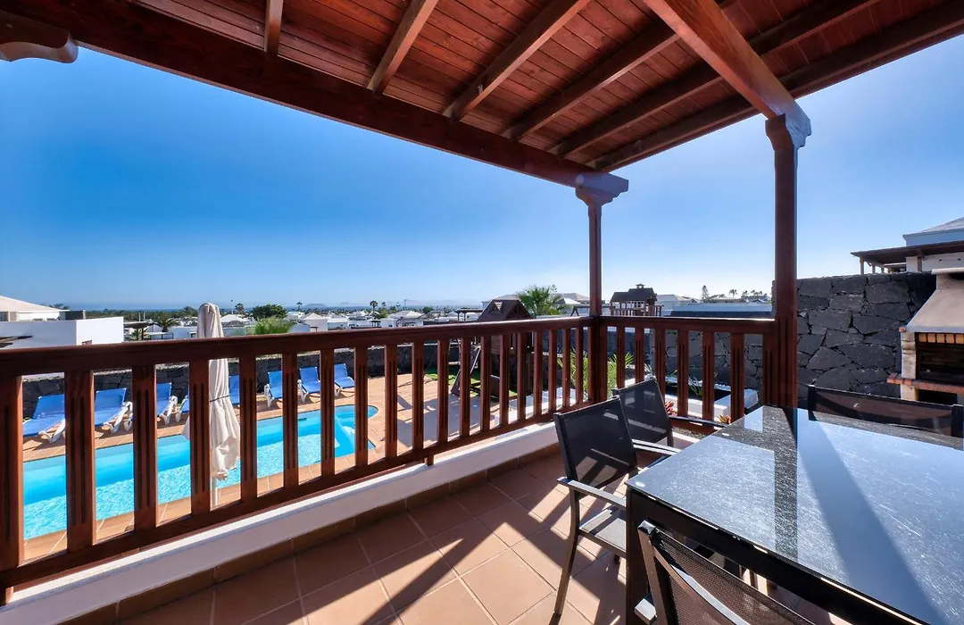 Villa Flavia - Pool, Bbq And Game Room By Lanzarote Vacation Homes-1