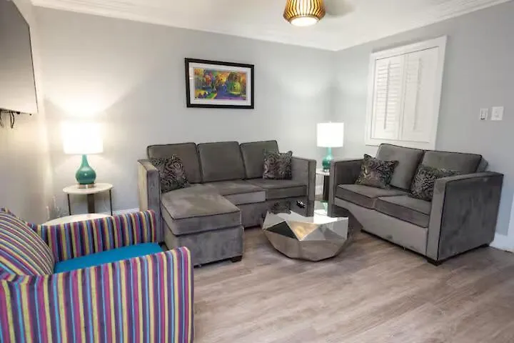 Modern 1Br Retreat On Frenchmen Street W Pool-1