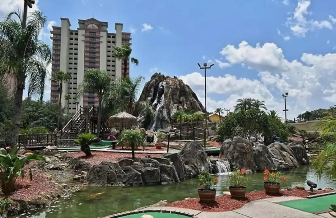 Lakefront Condo With Beautiful Views, Wifi, Central Ac, Shared Pool, & Hot Tub-1