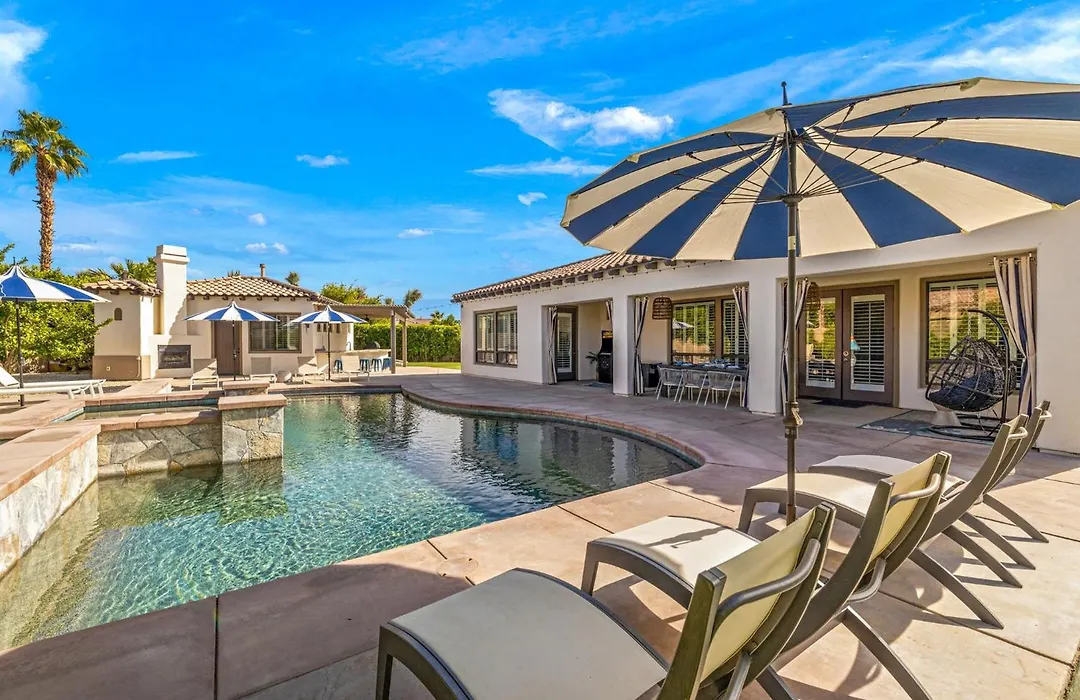 Vacation Home - 0.4 Acre- Indio Sapphire Oasis With Game Room-1