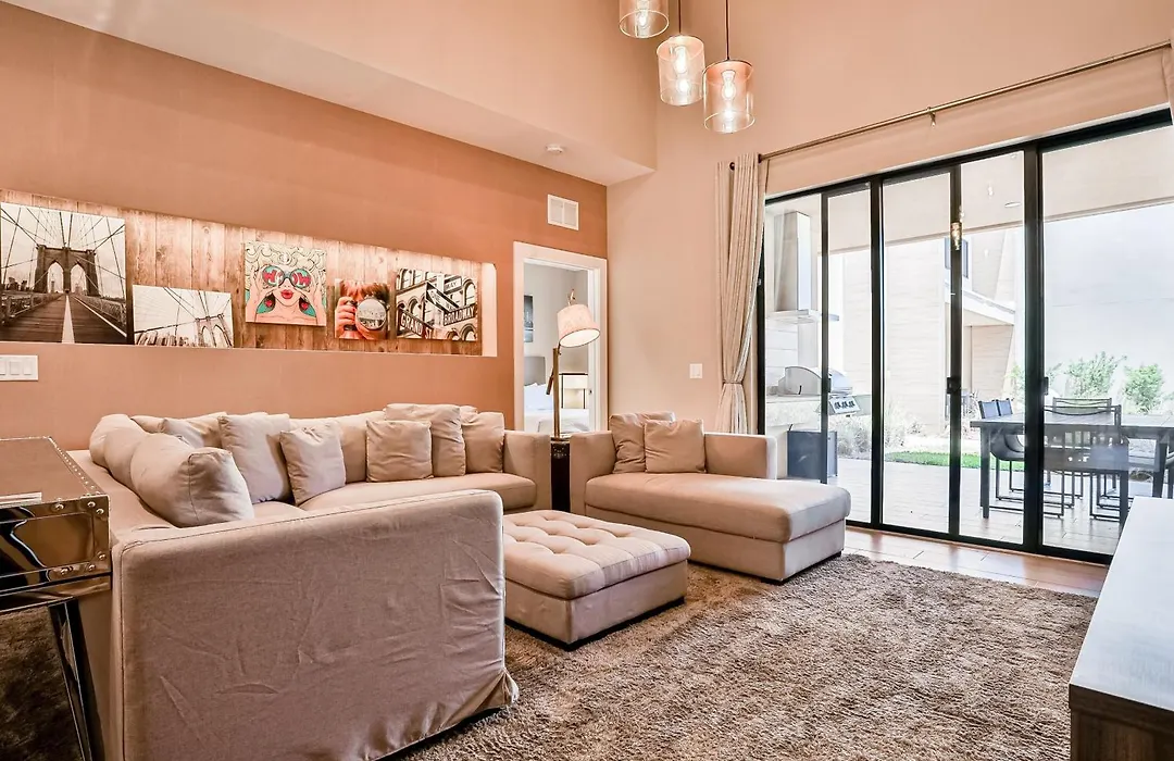 Modern Villa With Patio, Grill, Central Ac, Wifi, Shared Pool, Tennis, & Gym-1