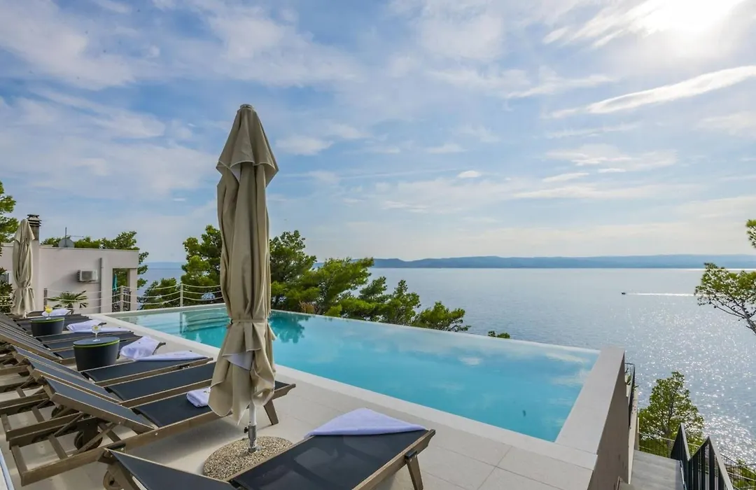 Luxury Beachfront Villa Glorious Brela With Pool And Jacuzzi-1