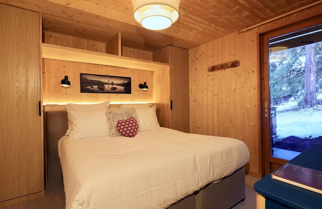 Chalet Moderne A Courchevel La Tania Avec Sauna Et Parking - Fr-1-575-251-1