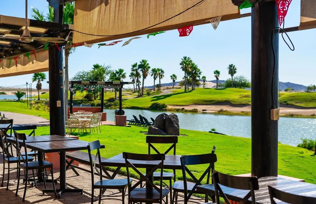Relaxing Family Spot. Pool, Lagoon, Beach Walk B6-1