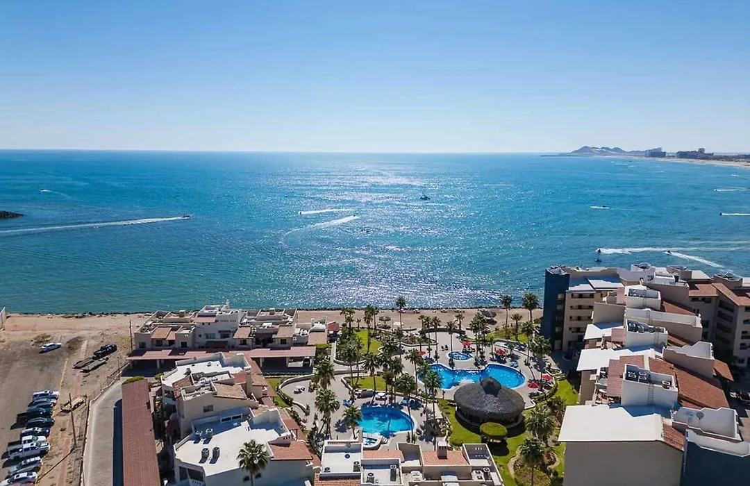 Charming Condo In Great Location Pinacate 412-1