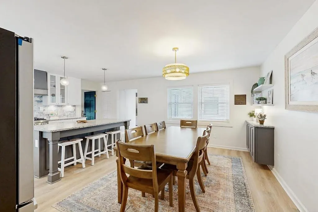 Cherry Grove Beach Retreat-1