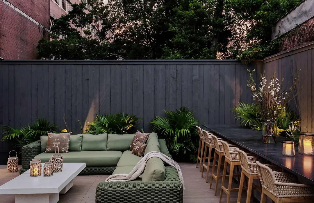 6-Bedroom Garden District Suite Shared Hotel Pool-1