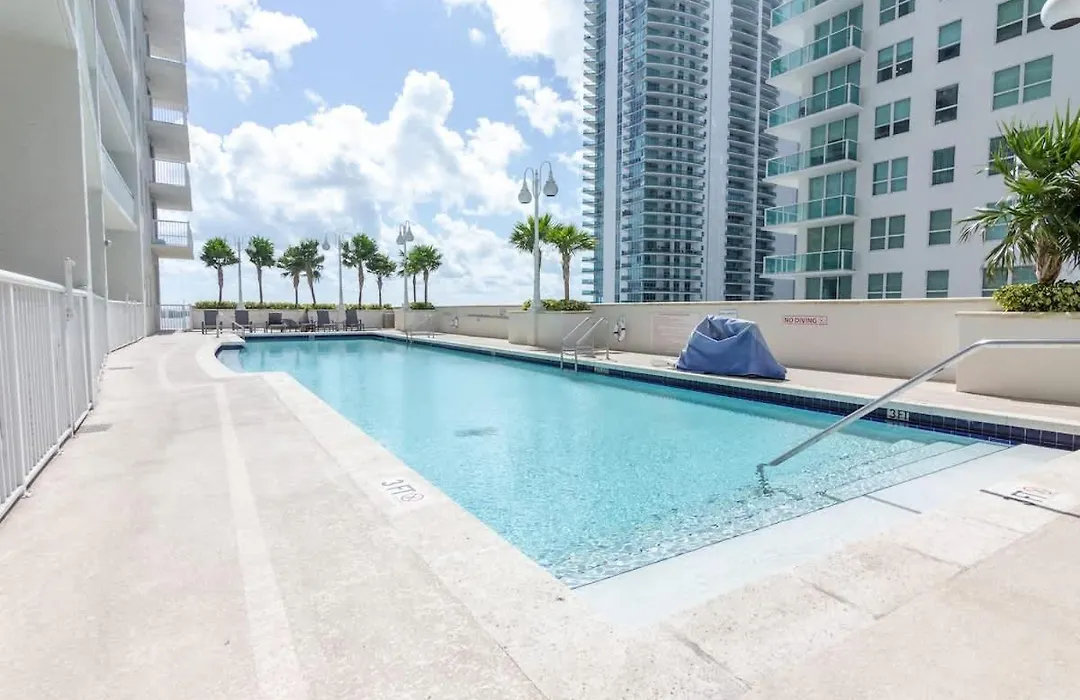 Beautiful New 1Br Brickell Suite-Parking-Sleeps 4-1