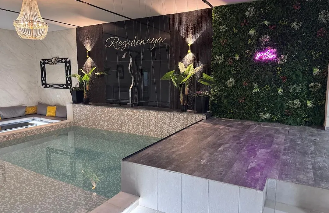 Spa Apartment Residence, With 2 Pools And Jacuzzi-1