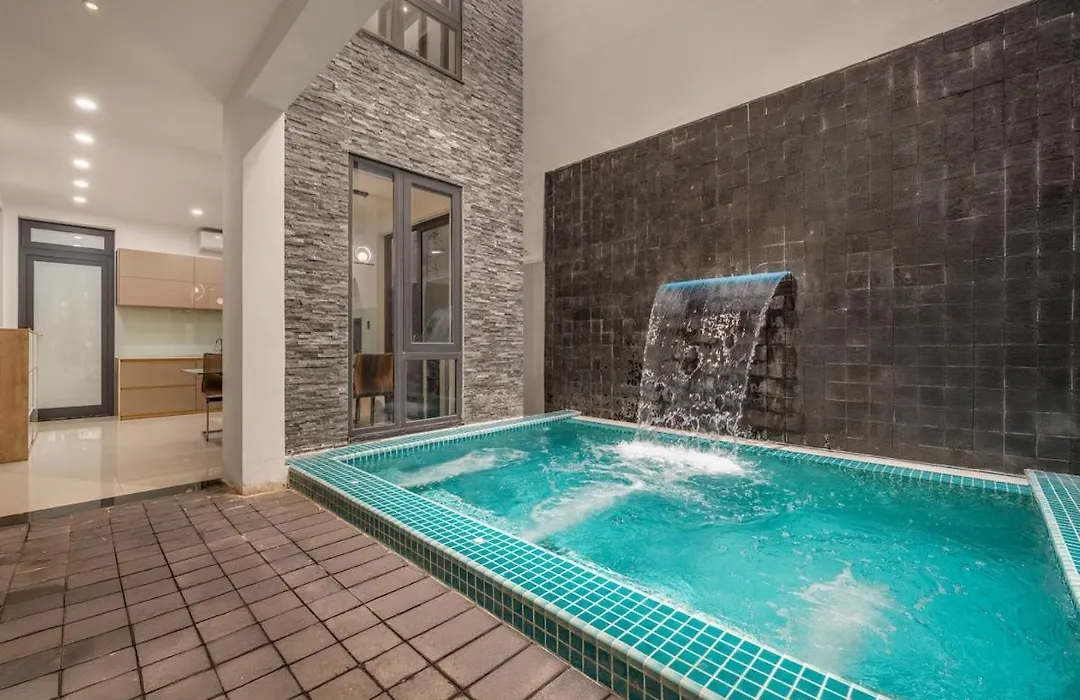 Tiny'S Villa 4 - Near Beach, Tourist Town, Pool With Jazcuzzi, Private Karaoke Room-1