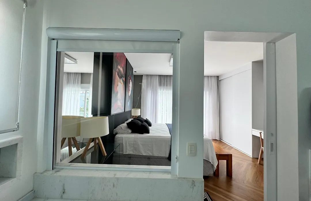 Casa De Luxo Com Enxoval Completo, 4 Quartos, Area Gourmet, Piscina, Academia, Quadra Particular, Lago E Vista Privilegiada-1