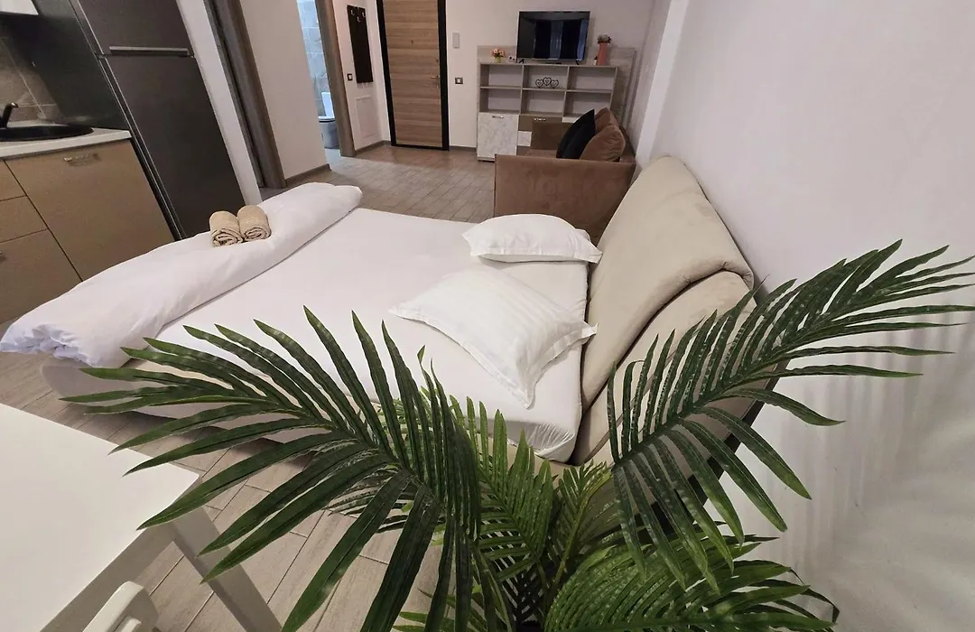 Large Family Apartment - Piscina Interioara Sauna Gym Resort-1