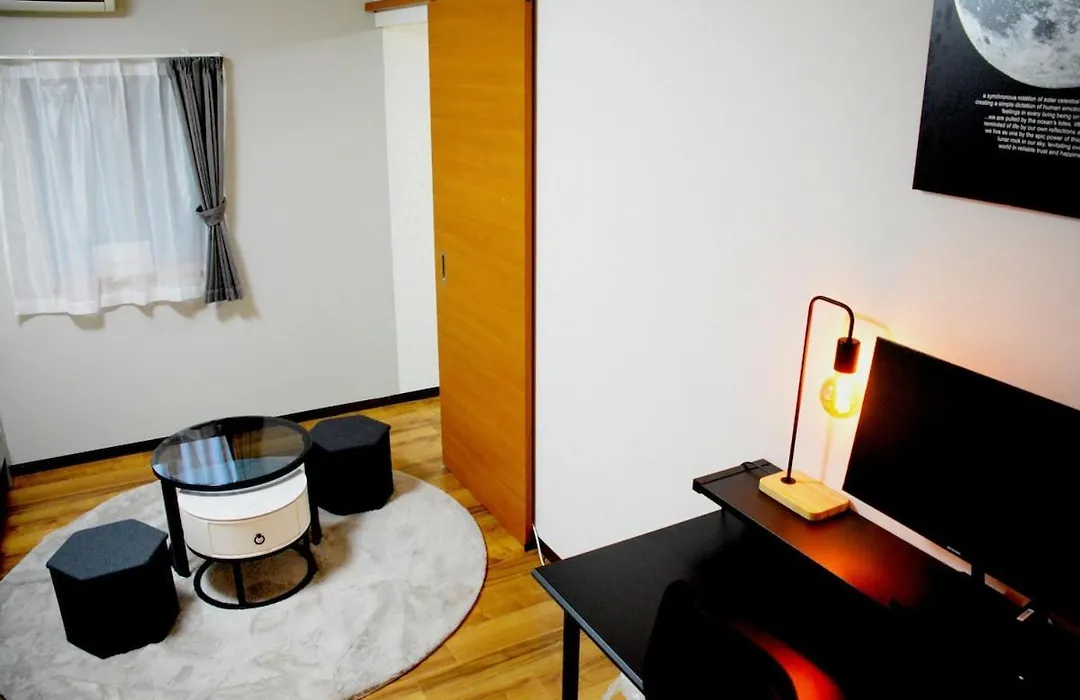 鶴橋3丁目テラスハウスwithin Walking Distance Of Osaka Korean Town-1