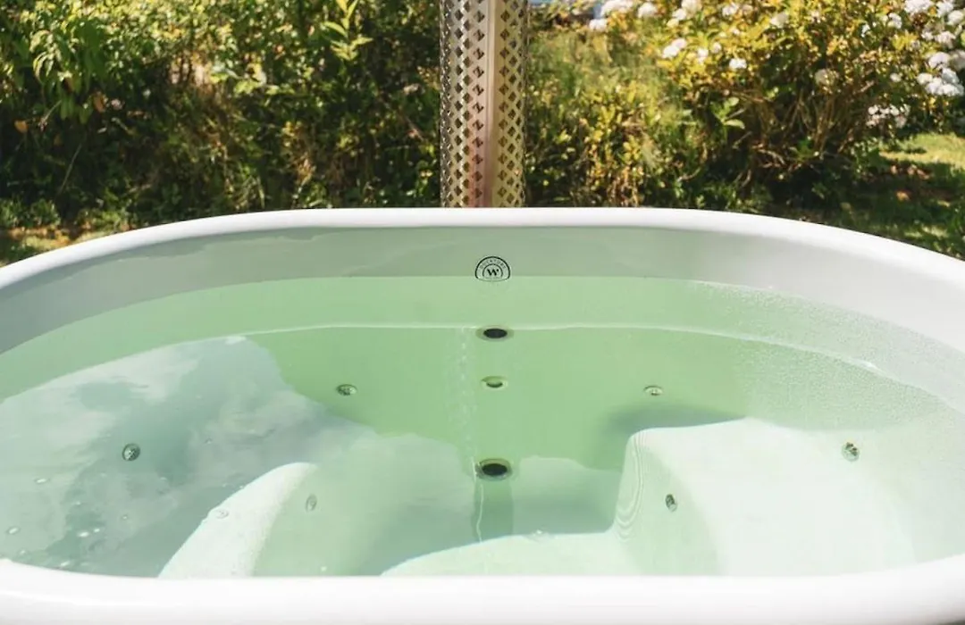 Duinhut With Hottub-1