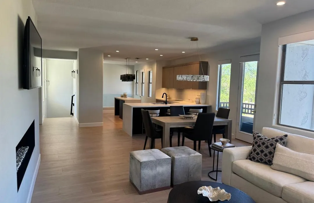 Luxury Scottsdale Retreat In The Heart Of Kierland-1