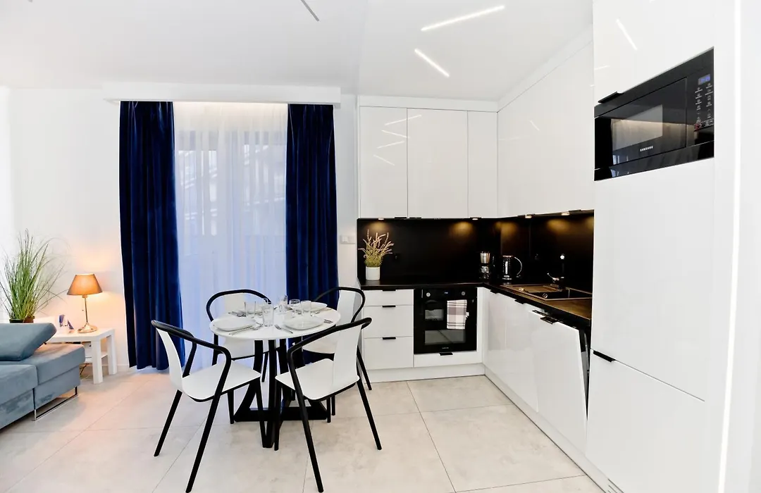 Resort Apartamenty Klifowa Rewal 100 Z Dwiema Sypialniami-1
