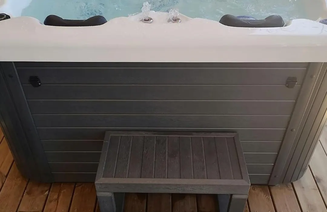 Holiday Home Black Guillemot-1