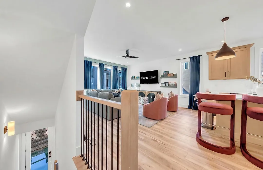 4Br Nashville Getaway - Rooftop Views - Fire Pit-1