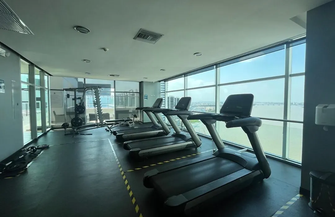 River Front, Suite Con Acceso A Piscina, Puerto Santa Ana, Guayaquil-1