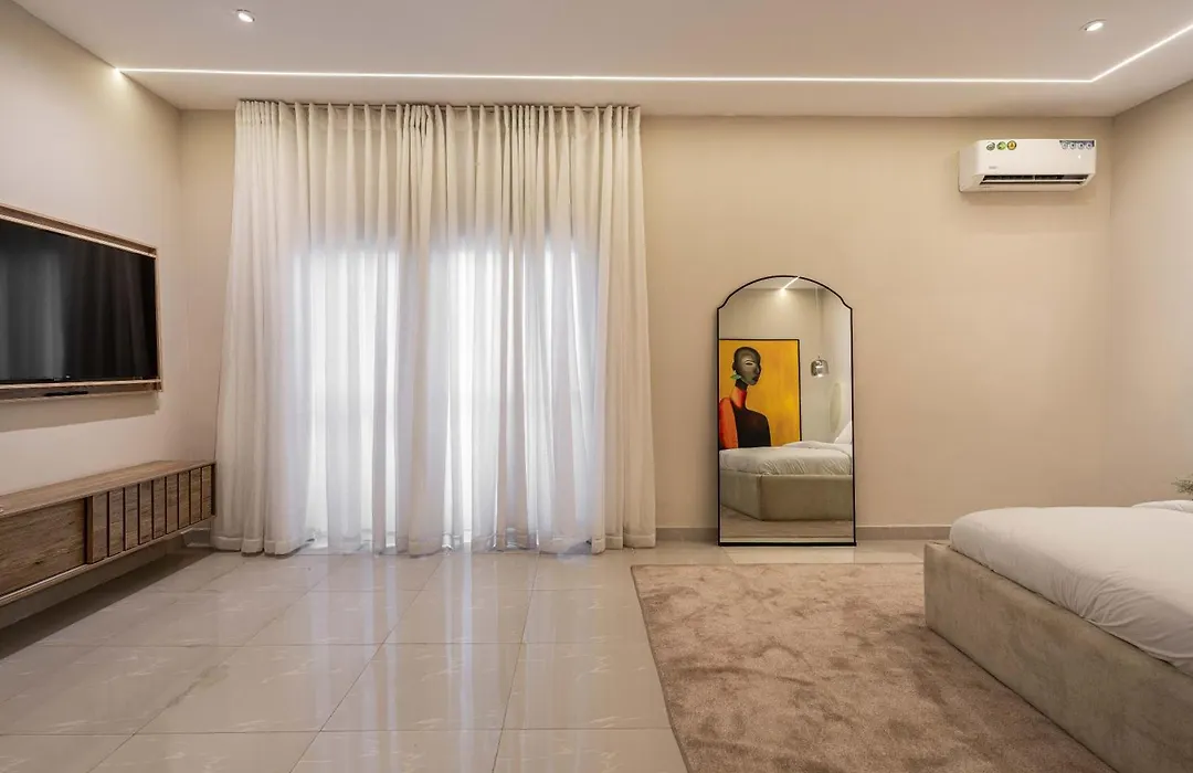 Jigi Homes - Lekki Phase 1 Luxury Apartments-1