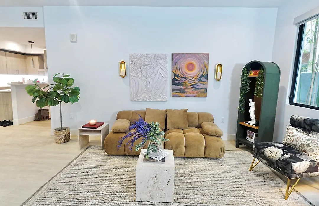 Luxury Beverly Hills Adjacent Oasis-1