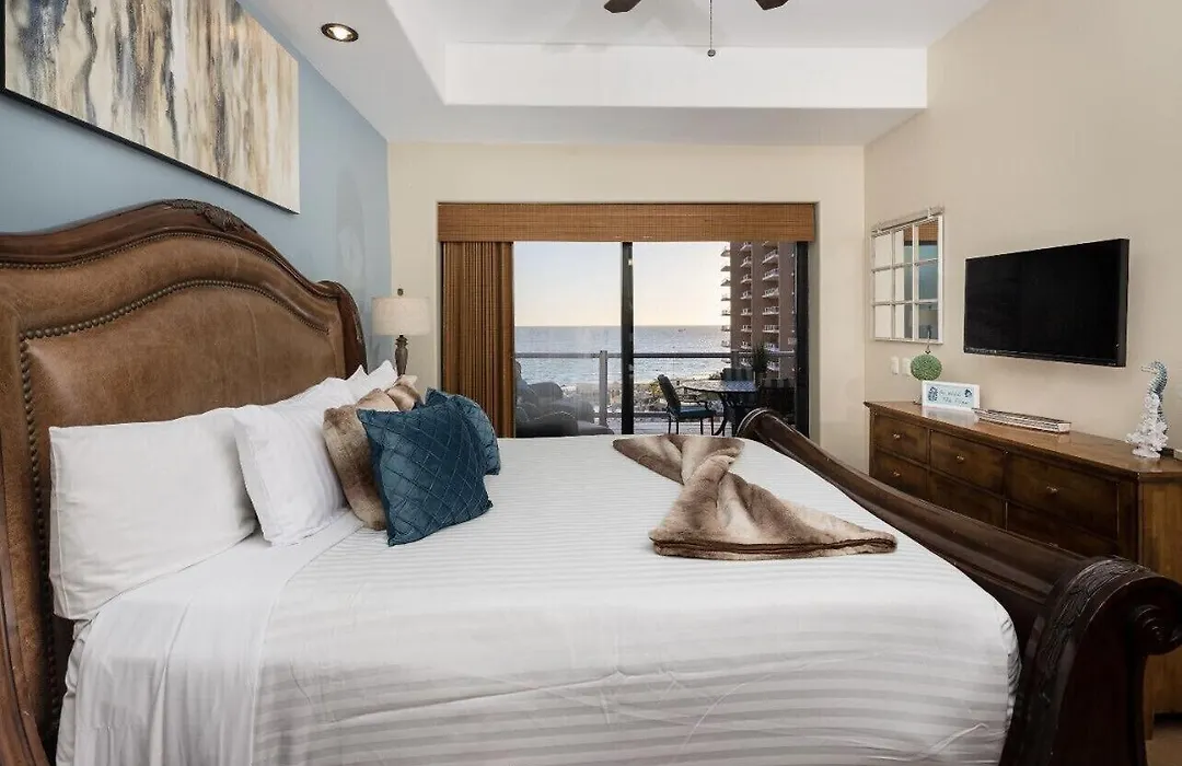 Las Palomas Designer Condo Bunk Room-1