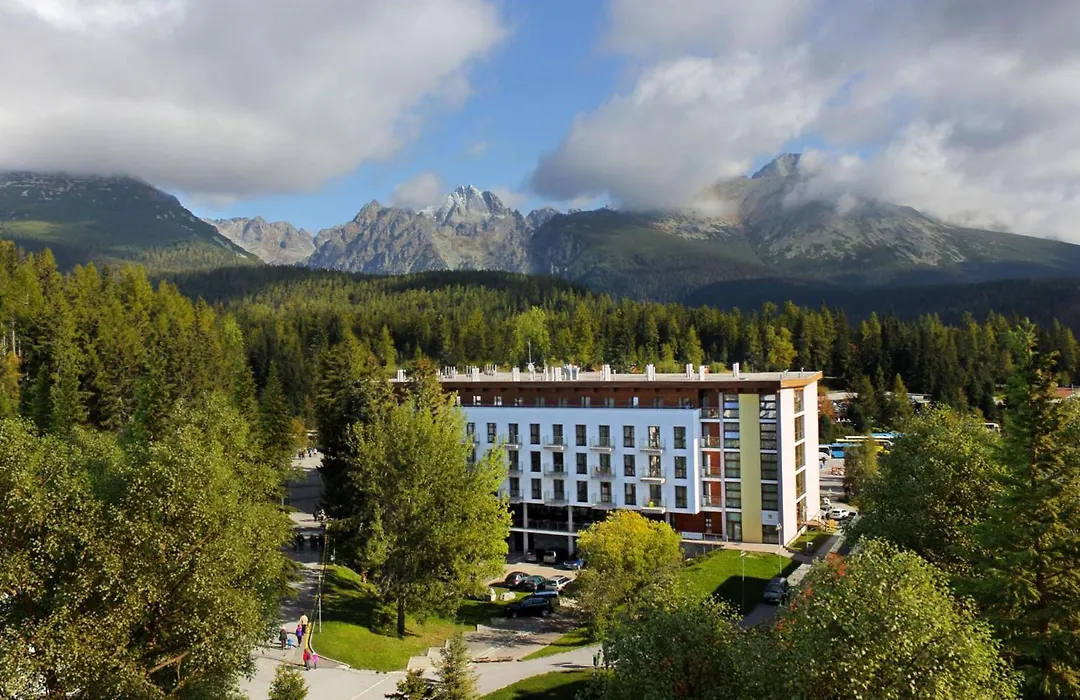 Hotel Crocus-1