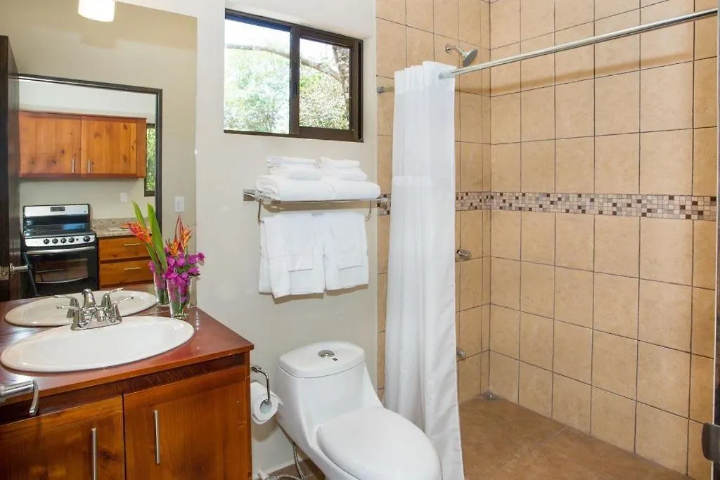 Villa Iguana - Great Place & Privacy With Jacuzzi & Wifi-1
