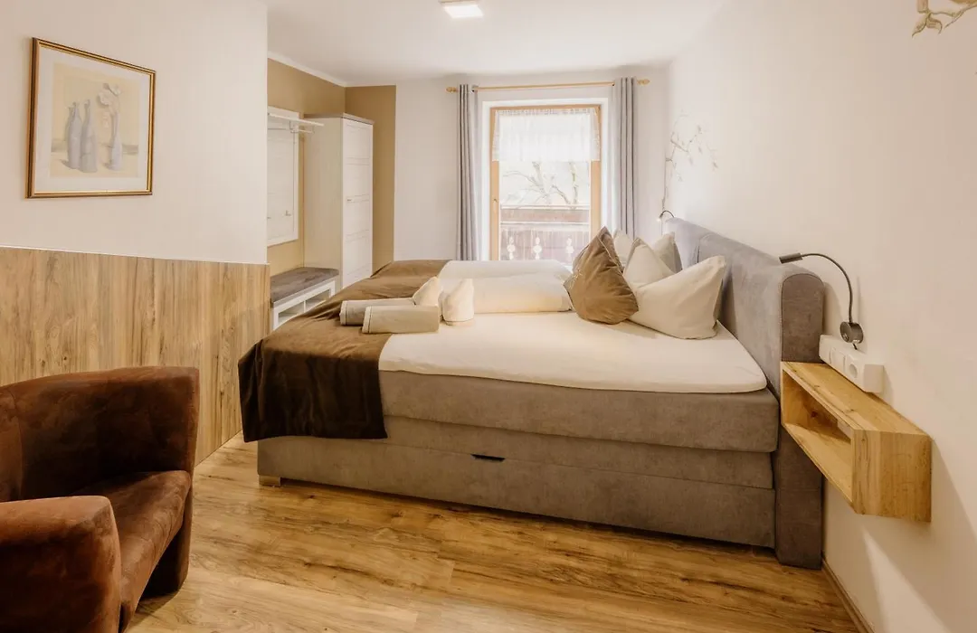 XL Appartements Steinhaus-1