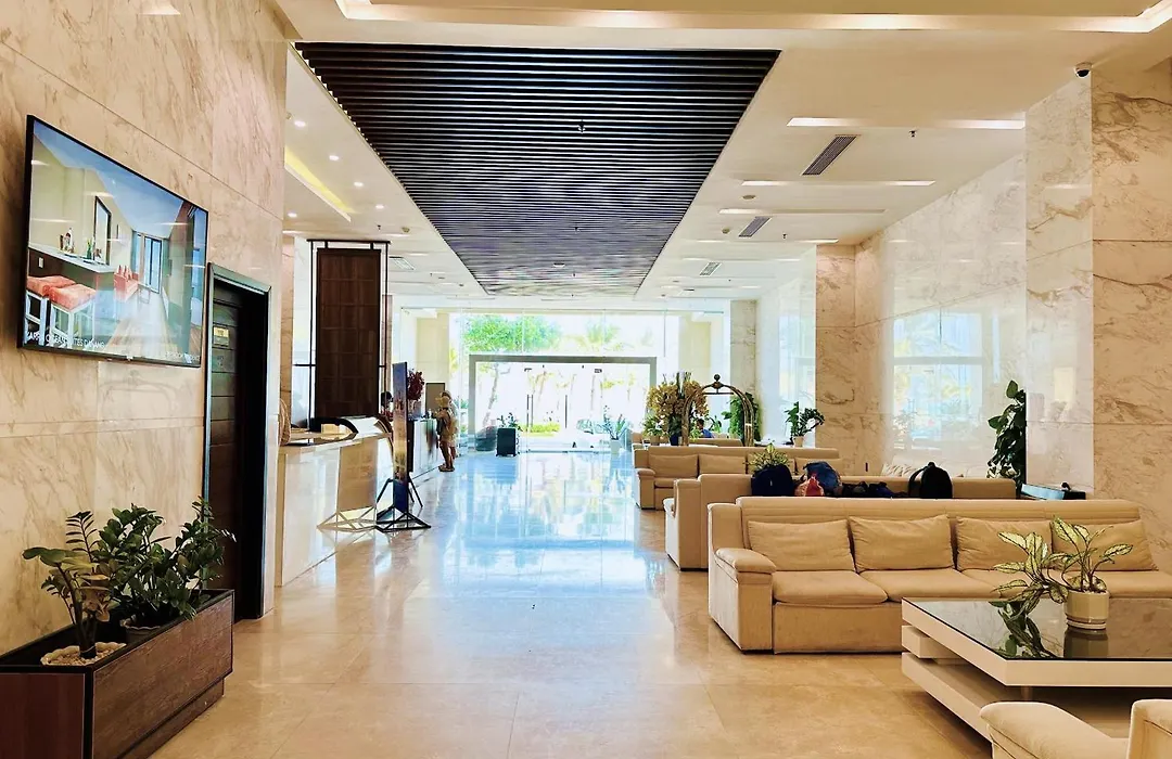 Yarra Ocean Suites Danang-1