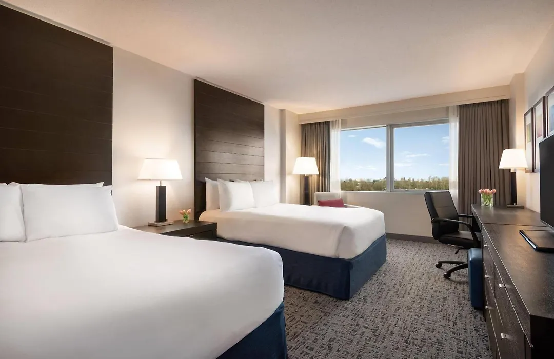 Radisson Hotel Vancouver Airport-1