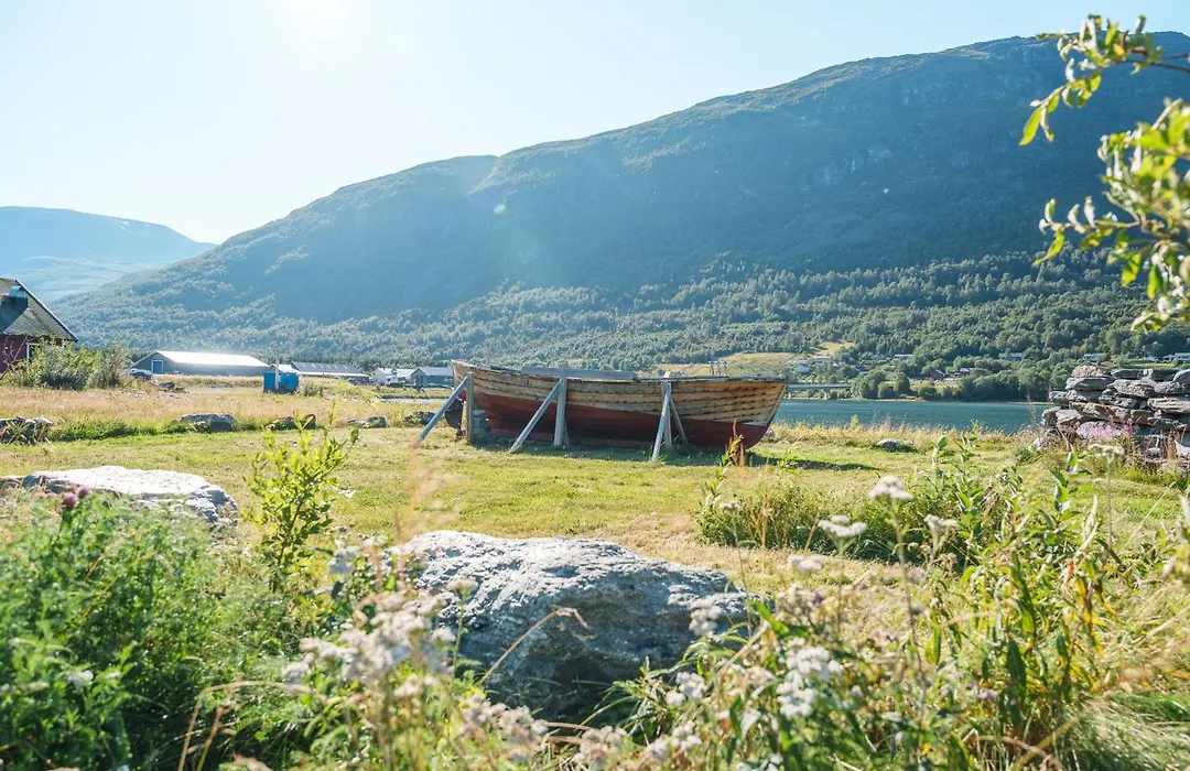 Manndalen Sjobuer-1