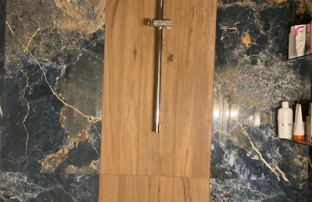 Luxury Apartment In The Elite Area-1