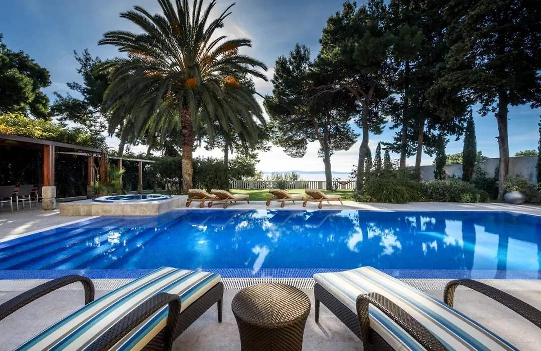 Luxury Seafront Villa Castello Split Near Old Town With Private Pool-1
