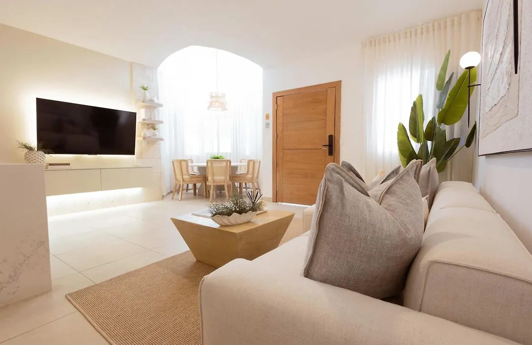 Green Palace 7 Bedroom Villa In Sosua With Security-1